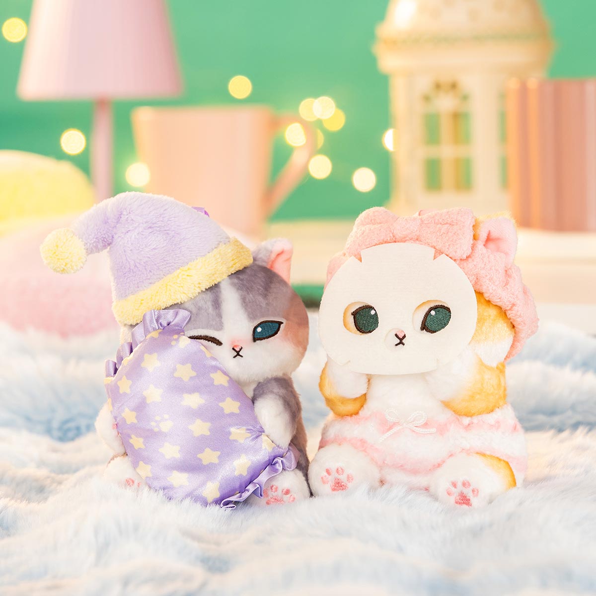 mofusand Relaxing Home Sleepy Cat Mascot Plush Keychain (Japan)